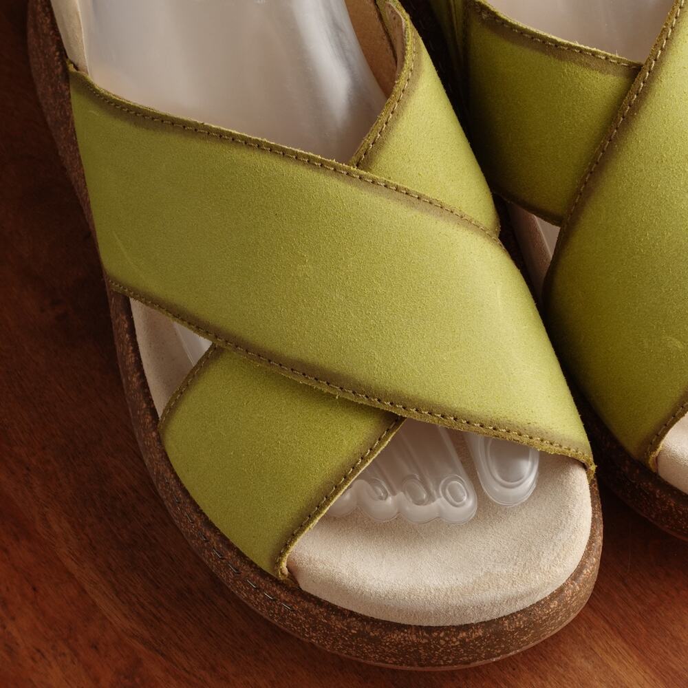 Dansko Sandals Women SZ EU 40 US 9.5-10 Green Bridget Suede Comfort Coastal Shoe - Picture 4 of 14